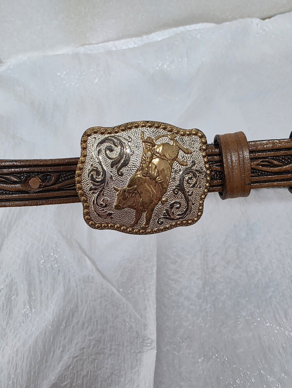 Nocona Natural Genuine Leather Ladies Floral Embossed Scalloped Belt 36